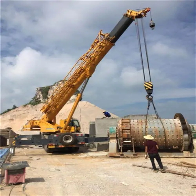 喜德吊车的运输费用是否包含在租赁费用中