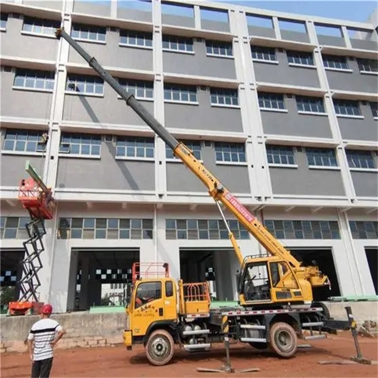 喜德高楼层玻璃吊装